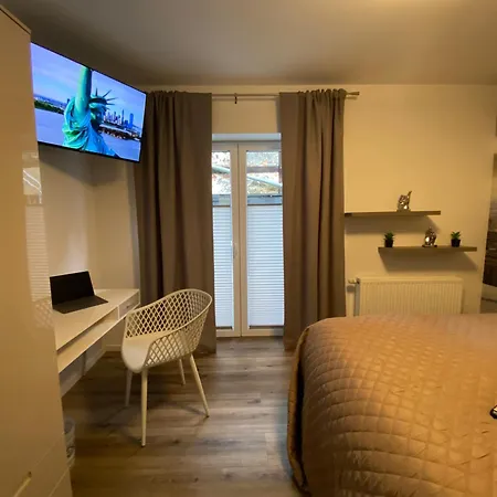 Apartment Wohnen Am Schlosspark *