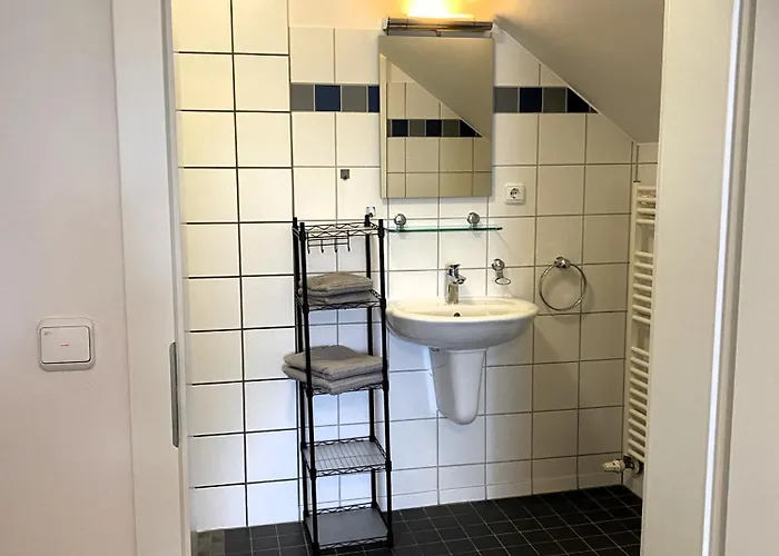 Wohnen Am Schlosspark - Einzelzimmer *